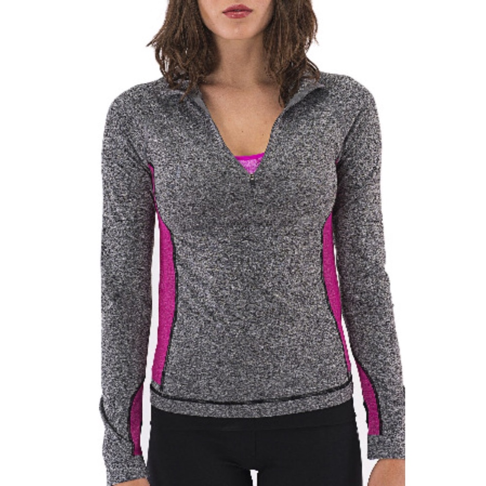 Hike-To-The-Top Workout Top in Grey